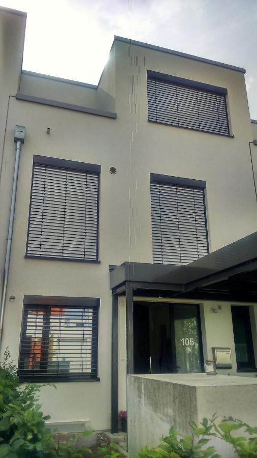 Beautiful Room With Balcony Direction To Messe ฮันโนเวอร์ ภายนอก รูปภาพ